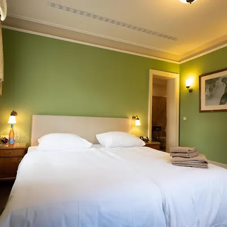 Residenz Weingut Schloss Reinhartshausen Eltville am Rhein