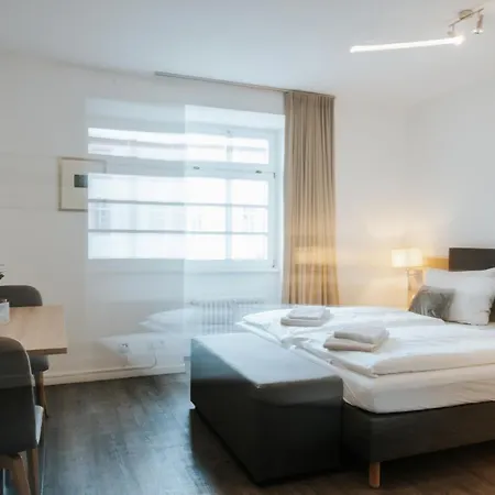 Nocleg ze śniadaniem Residenz Weingut Schloss Reinhartshausen *