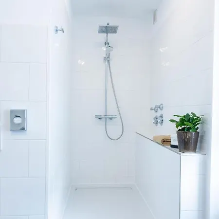 Residenz Weingut Schloss Reinhartshausen