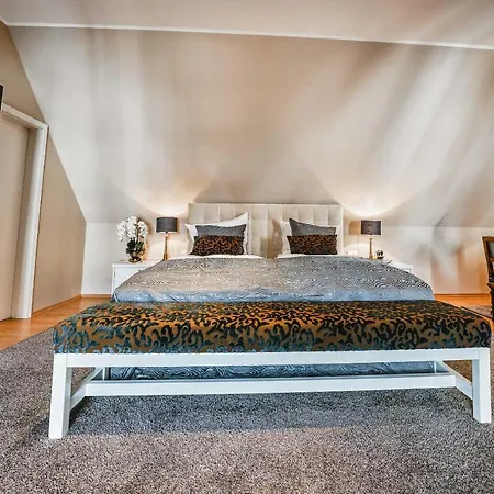 Bed & Breakfast Residenz Weingut Schloss Reinhartshausen Eltville am Rhein