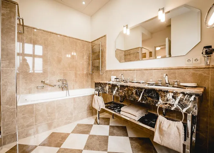 Bed & Breakfast Residenz Weingut Schloss Reinhartshausen