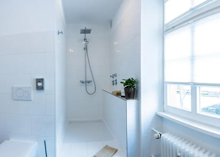 Residenz Weingut Schloss Reinhartshausen Bed & Breakfast