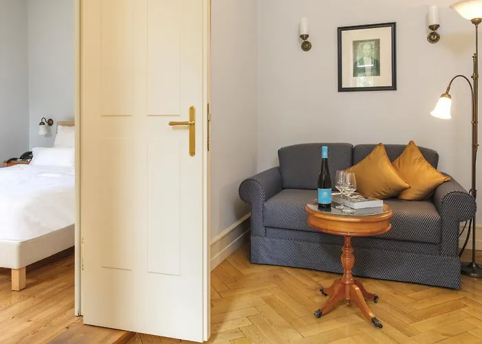 Bed & Breakfast Residenz Weingut Schloss Reinhartshausen *