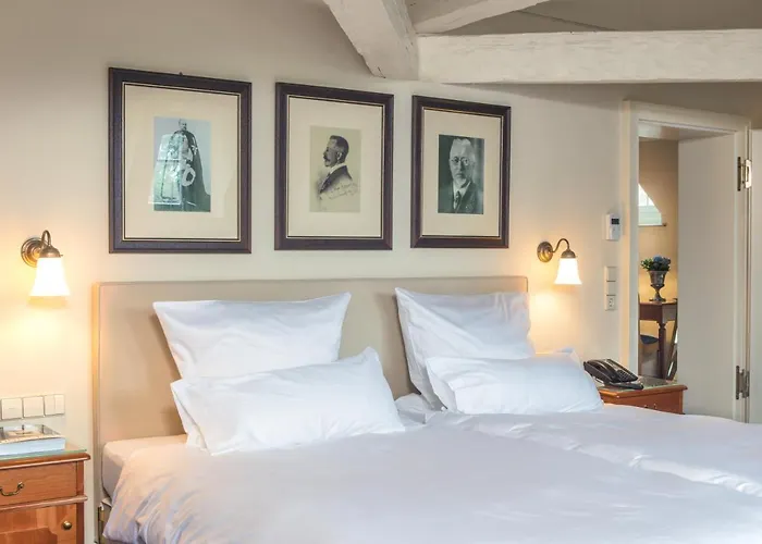 Residenz Weingut Schloss Reinhartshausen Eltville am Rhein